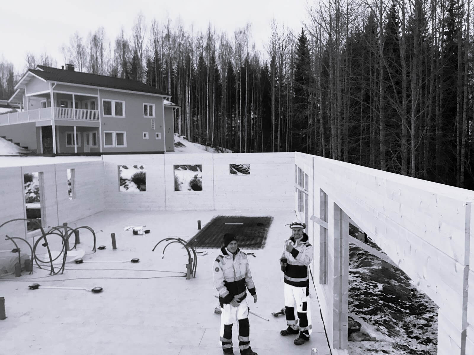 JWR-Talojen rakennustyömaa yrityksen alkuvuosilta